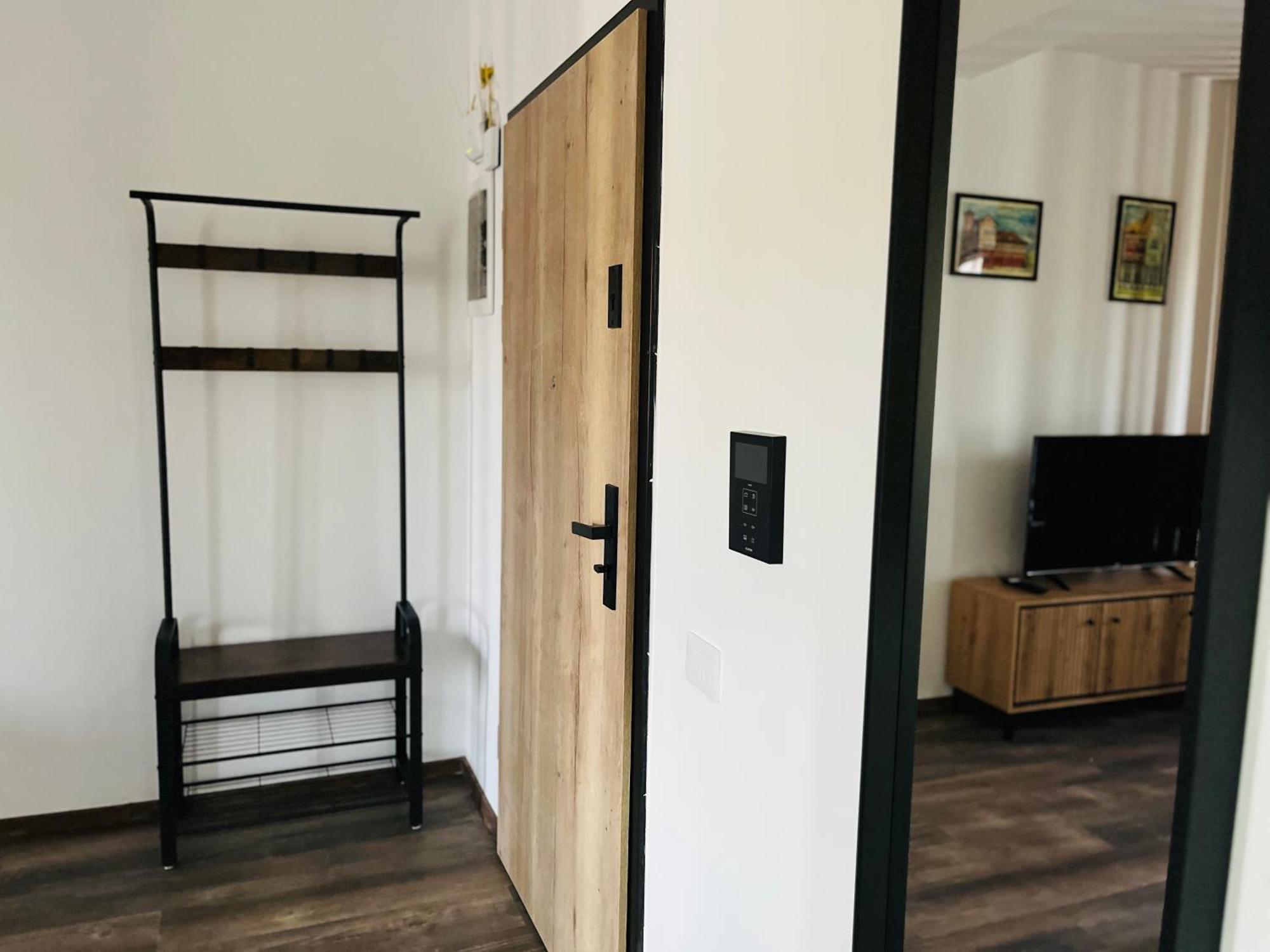 Apartament Studio Bian ทิมิชัวรา ภายนอก รูปภาพ